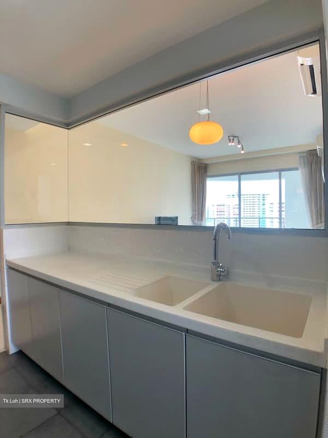 Twin Regency (D3), Condominium #570131021